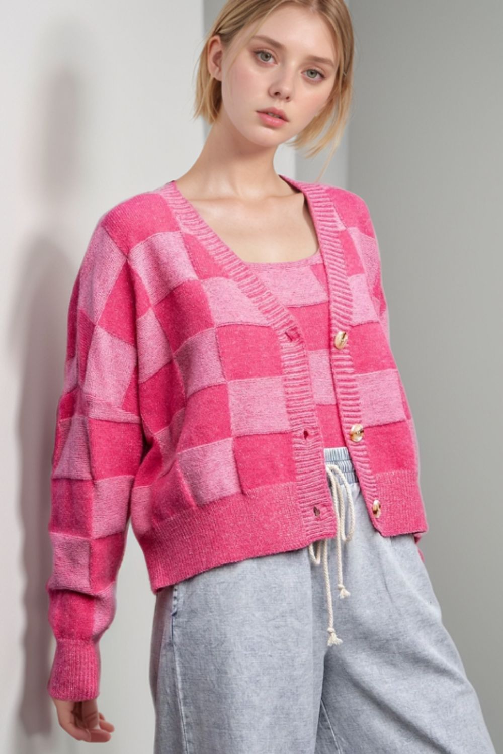 Adriana | Checked long-sleeved cardigan with V-neck
