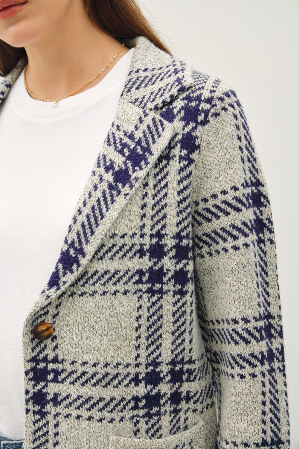 Aurora | Be Cool checked long-sleeved pullover jacket with front patch pockets