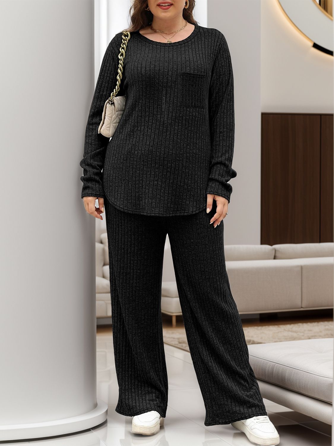 Henriette | Set consisting of a long-sleeved top and crew-neck trousers
