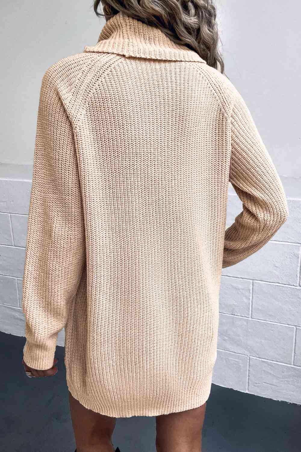 Pamela| Timeless and stylish winter sweater
