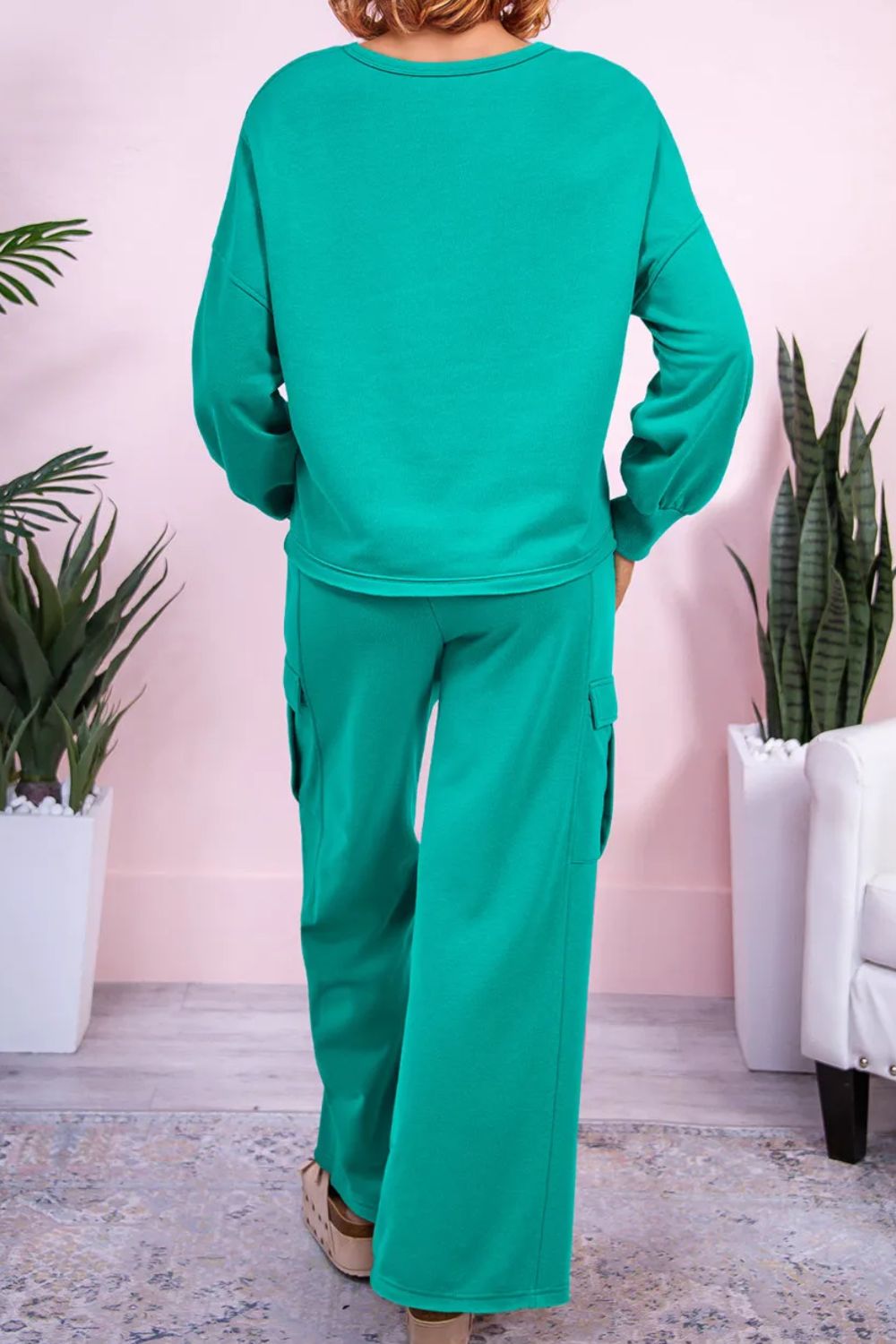 Yazmin | Complete set consisting of a long-sleeved crew-neck shirt and drawstring trousers