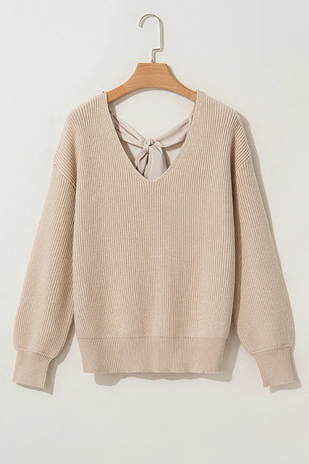 Giorgia | Long-sleeved sweater with a tied V-neck