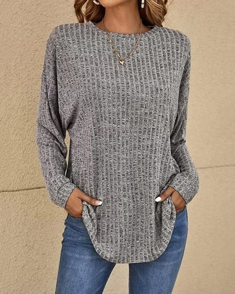 Vera | Top with a round neckline and long sleeves