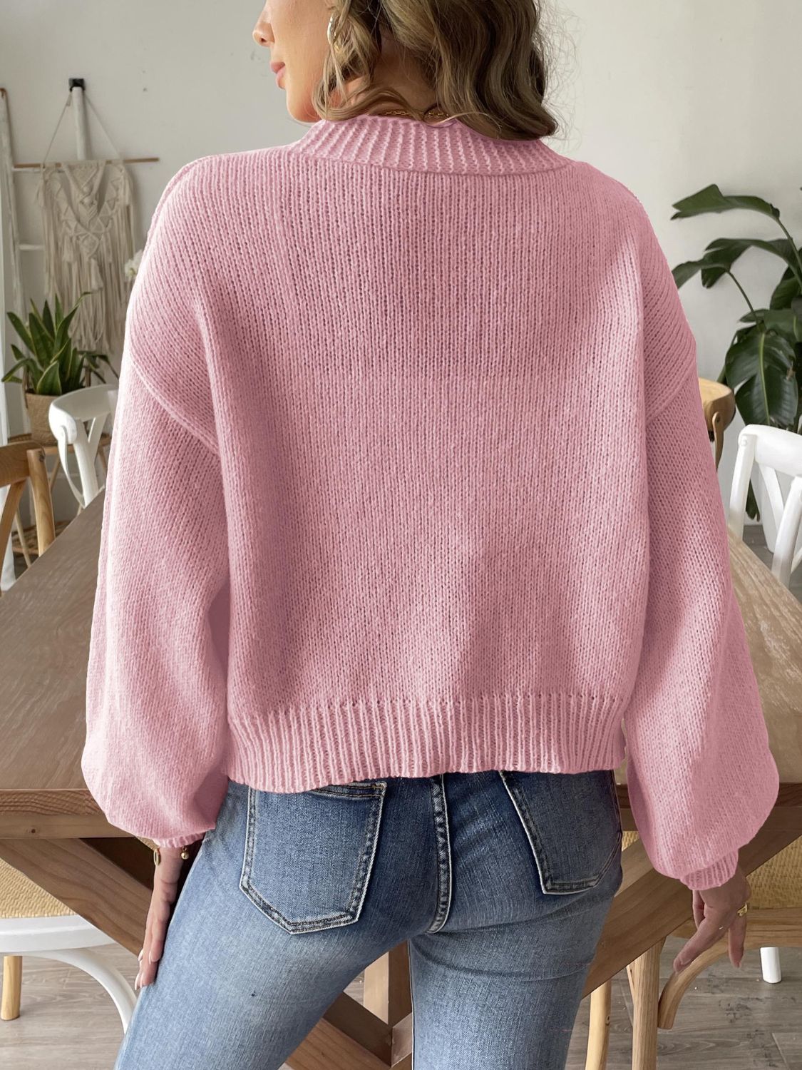Sibylle | Beaded cardigan with long sleeves and an open front