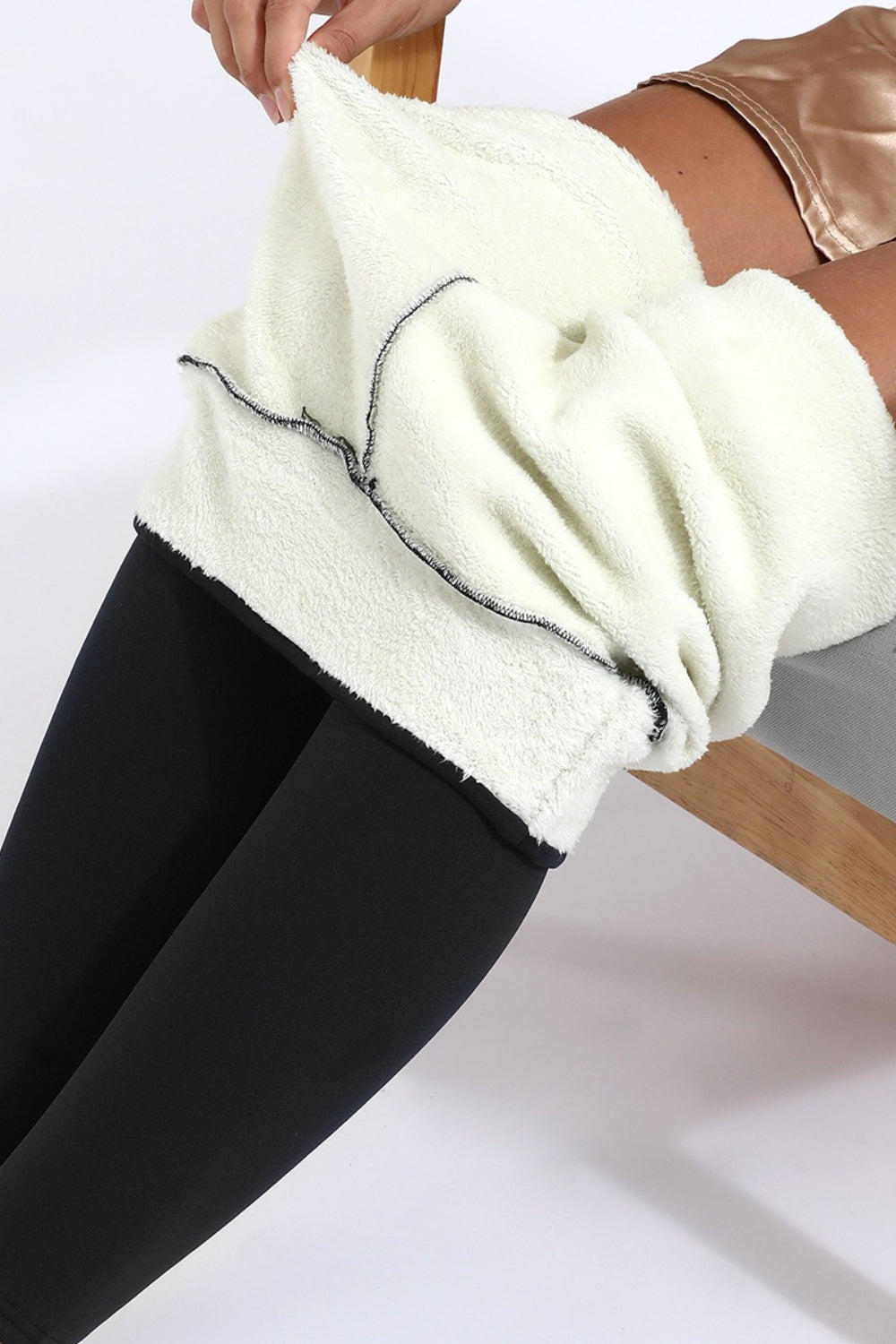 Plus Size Sherpa Fleece Letter Leggings