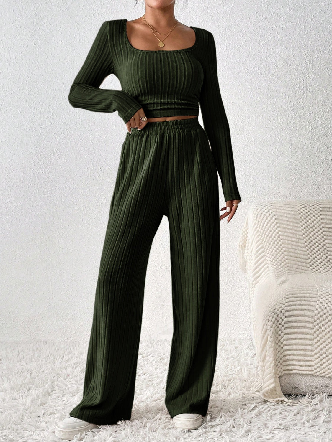Emilie | Long sleeve top and scoop neck trousers set