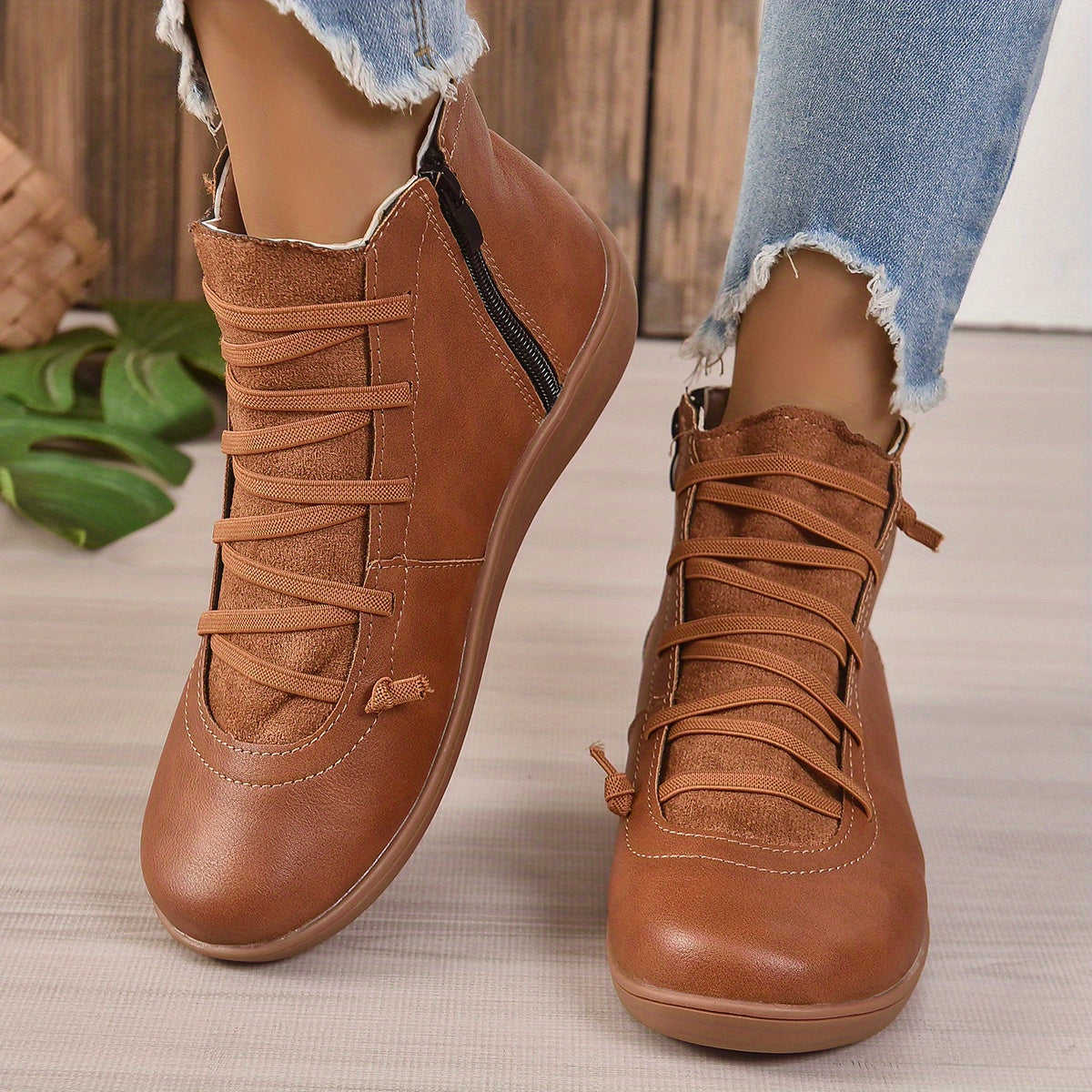 Paloma | Modern and supportive orthopedic boots.