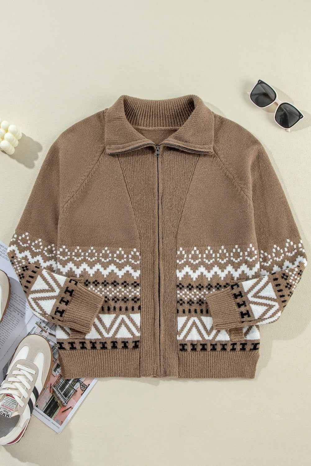 Sofia | Geometric cardigan with long sleeves and zip fastening
