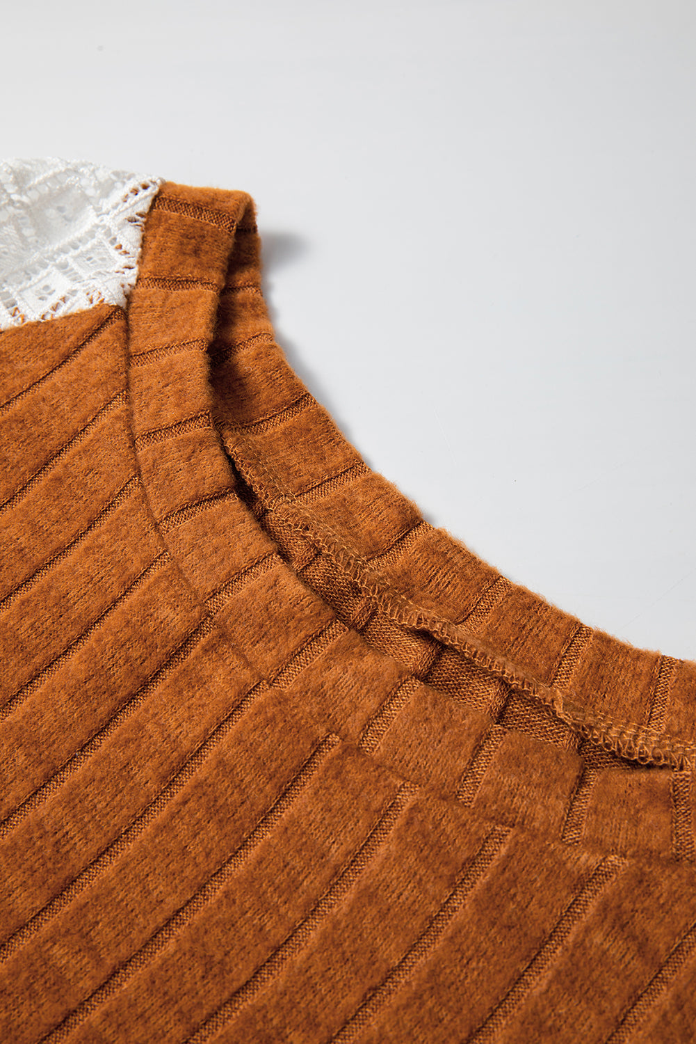 Irma | Fashionable and effortless winter blouse