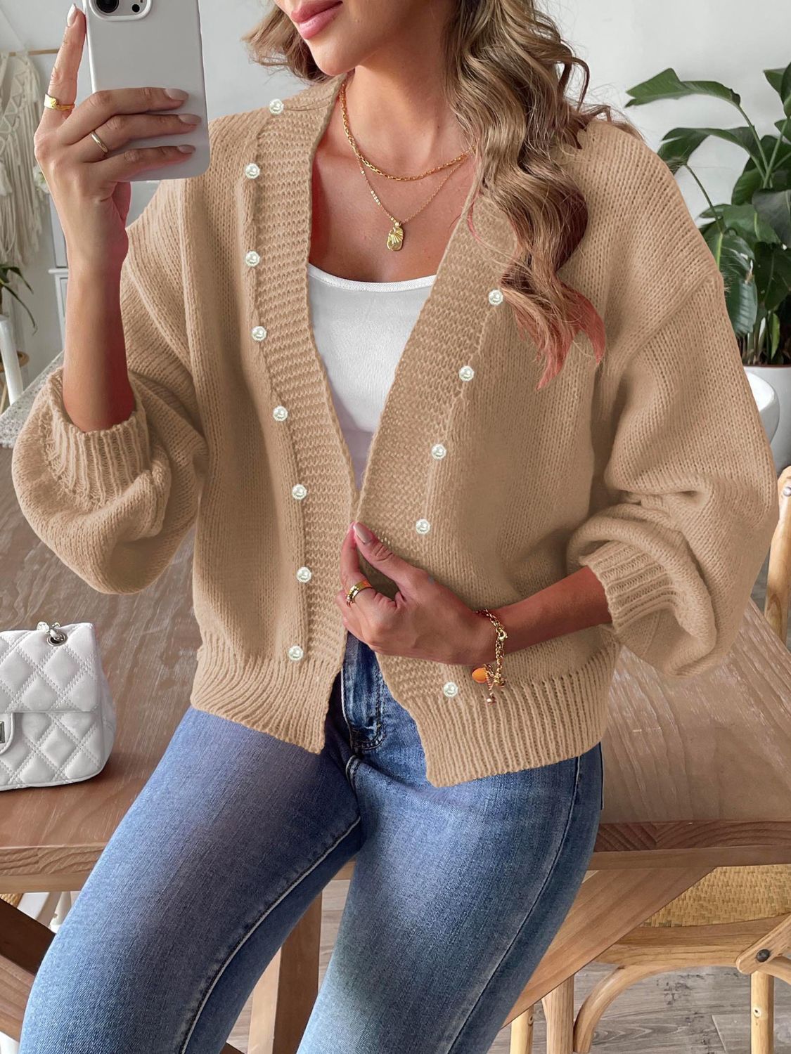 Sibylle | Beaded cardigan with long sleeves and an open front