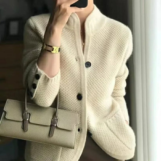 Gina® | Sophisticated and cozy cardigan