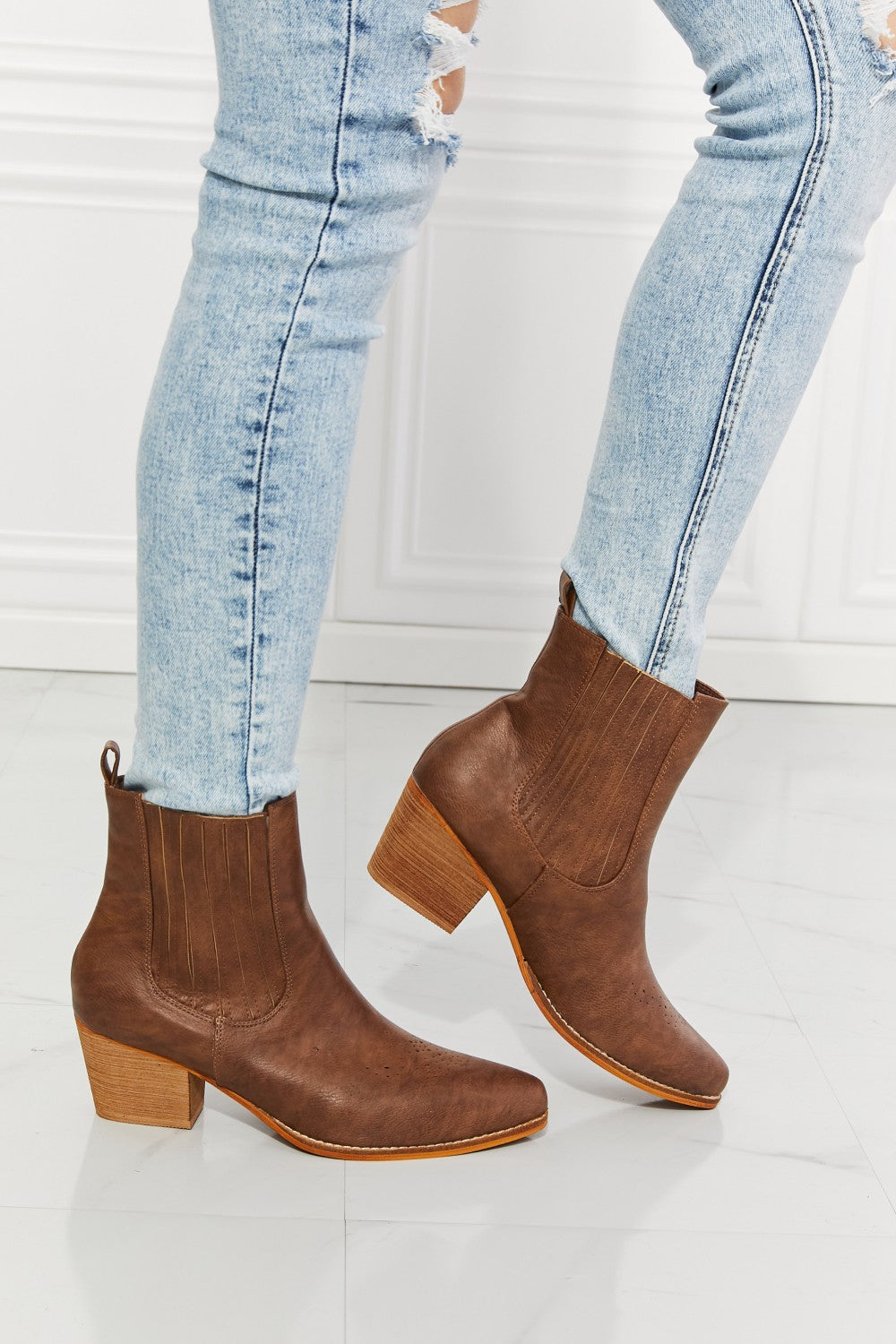 Paula | Casual and supportive orthopedic shoes