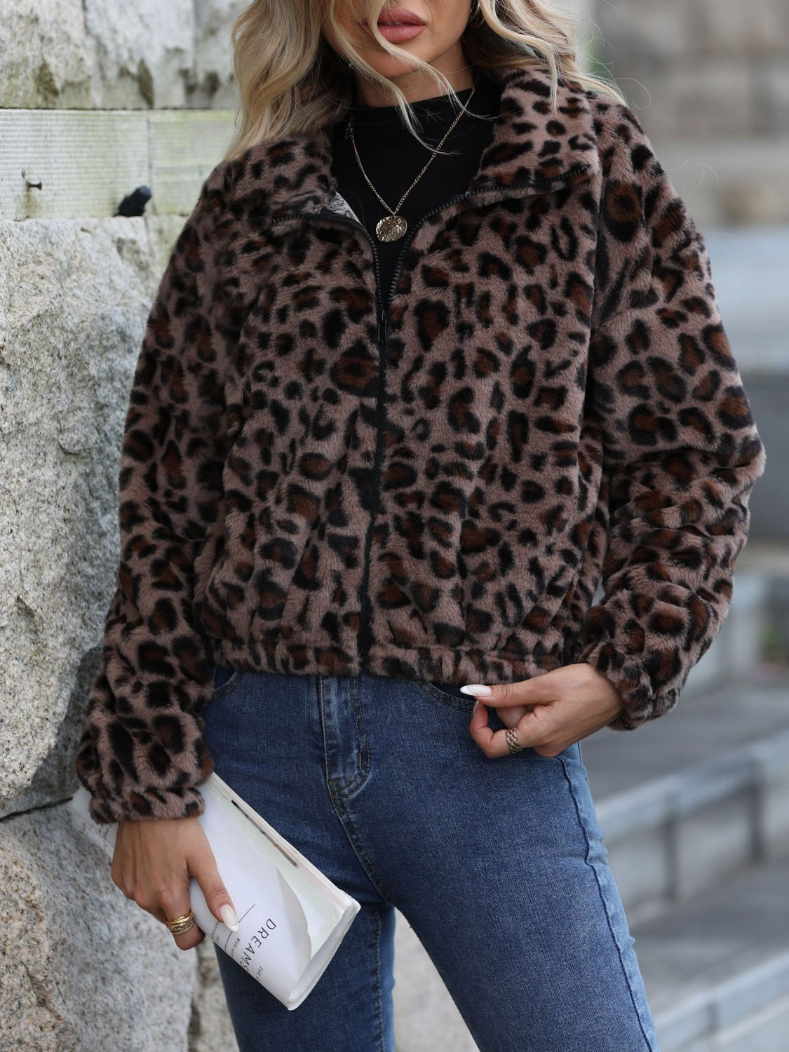 Ilse | Jacket with leopard collar and zip