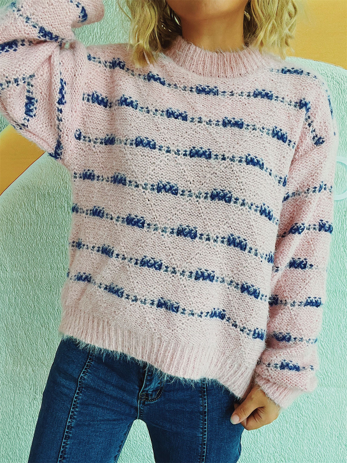 Ilse | Striped long-sleeved sweater with a crew neck
