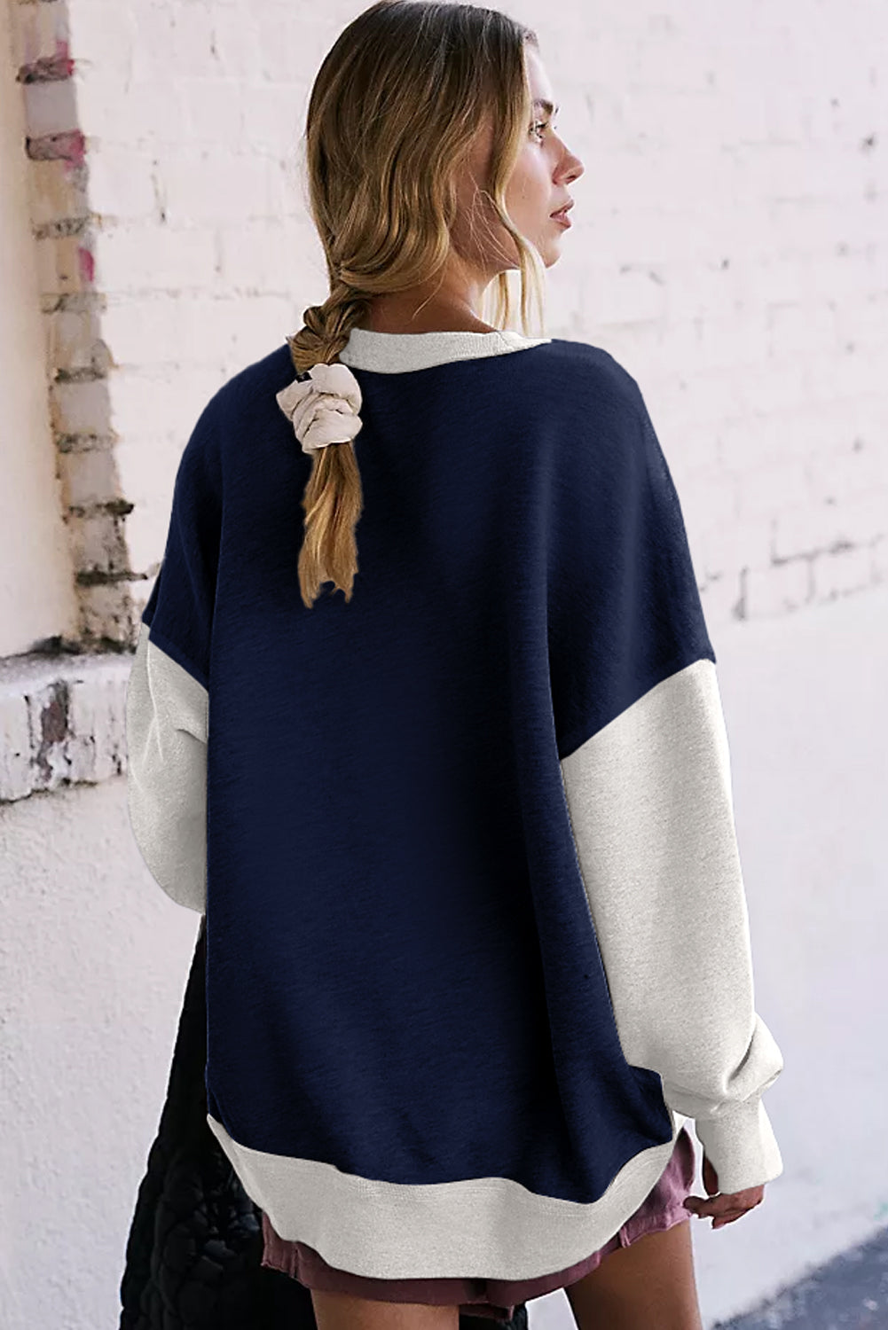 Vera | Color block sweatshirt with a crew neck and long sleeves