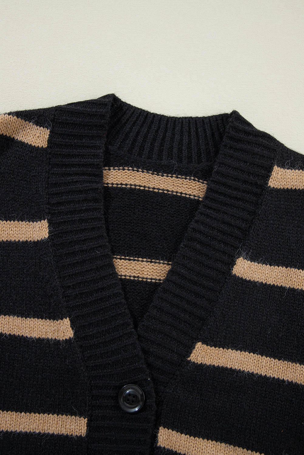 Katherine | Classic and stylish winter cardigan