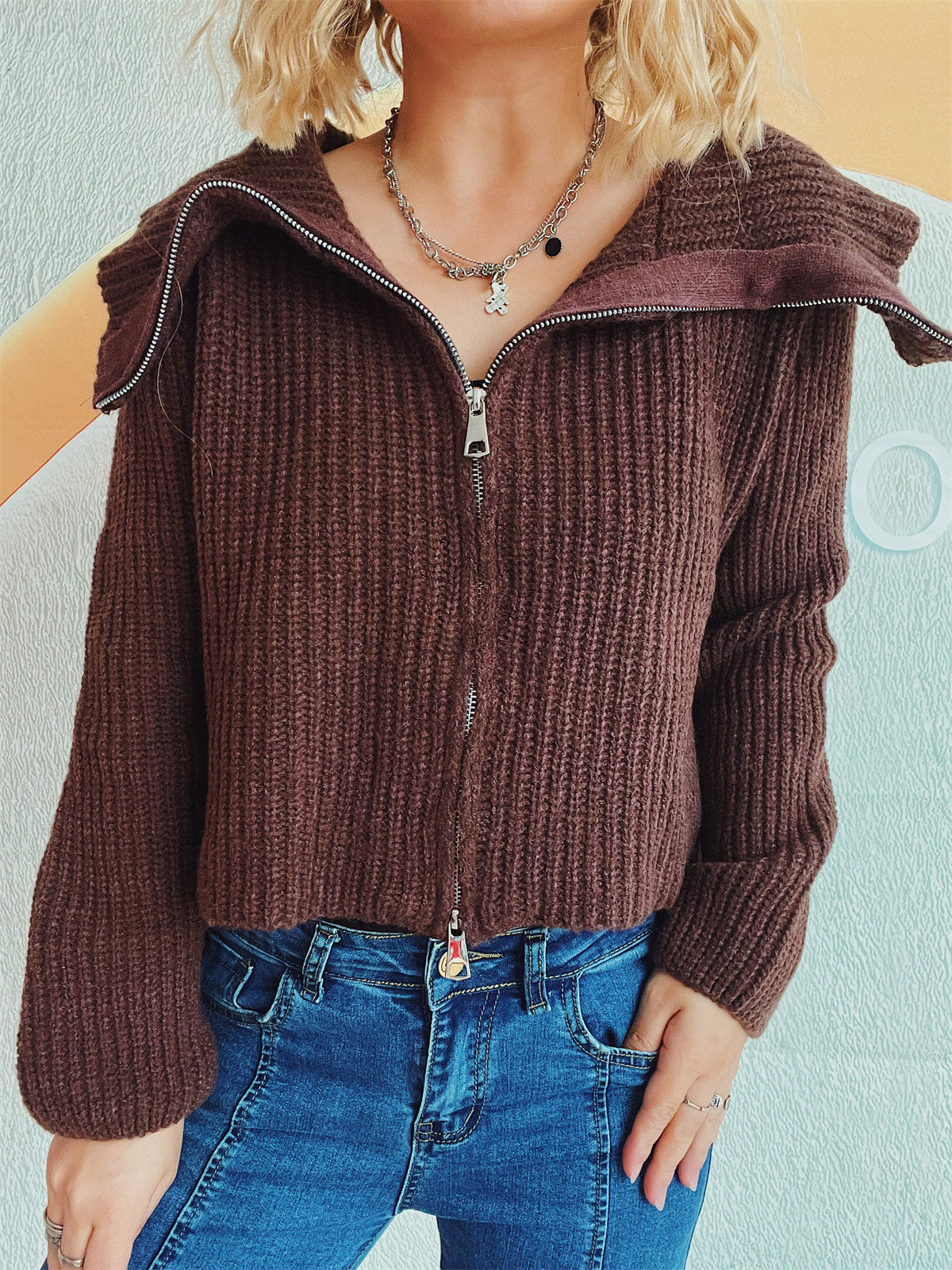 Estefanía | Long-sleeved cardigan with collar and zip