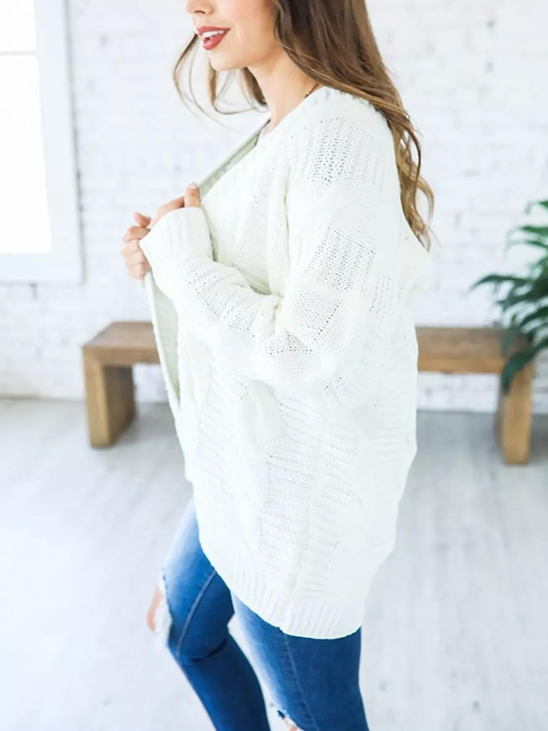 Aneta | Cable knit cardigan with open front and long sleeves