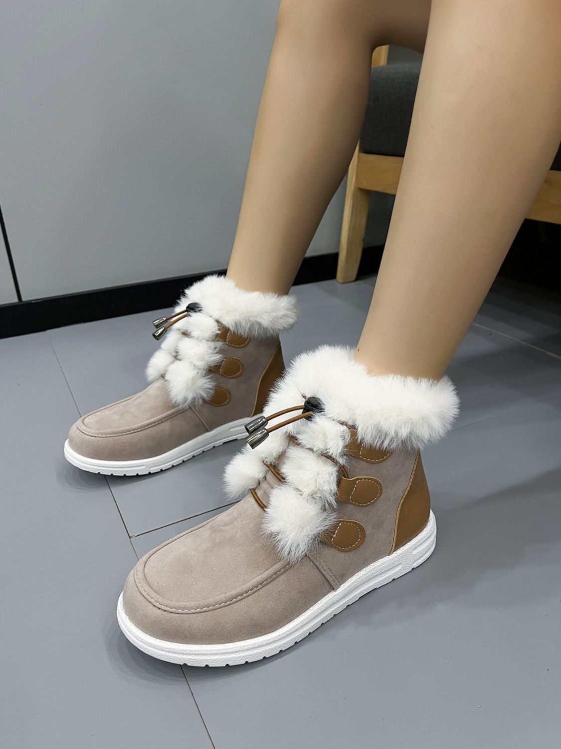 Dolores | Suede round toe boots with plush detail