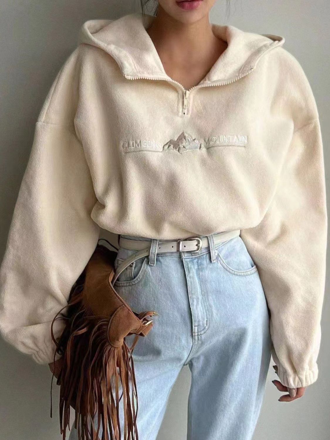 Beatriz | Mountain Quarter Zip Long Sleeve Hoodie