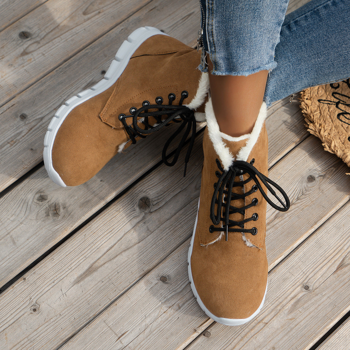 Norma | Fashionable and supportive orthopedic footwear