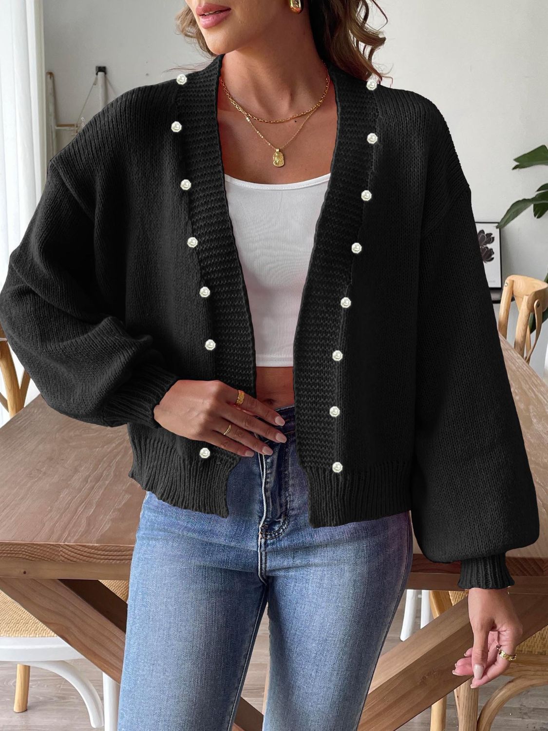 Sibylle | Beaded cardigan with long sleeves and an open front