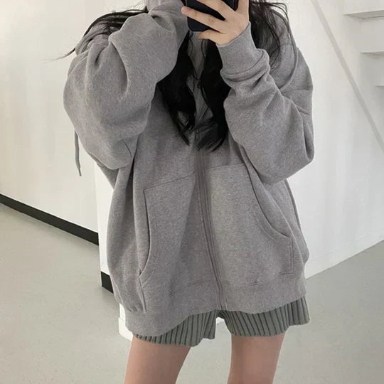 Cinthia | Effortless and trendy winter hoodie