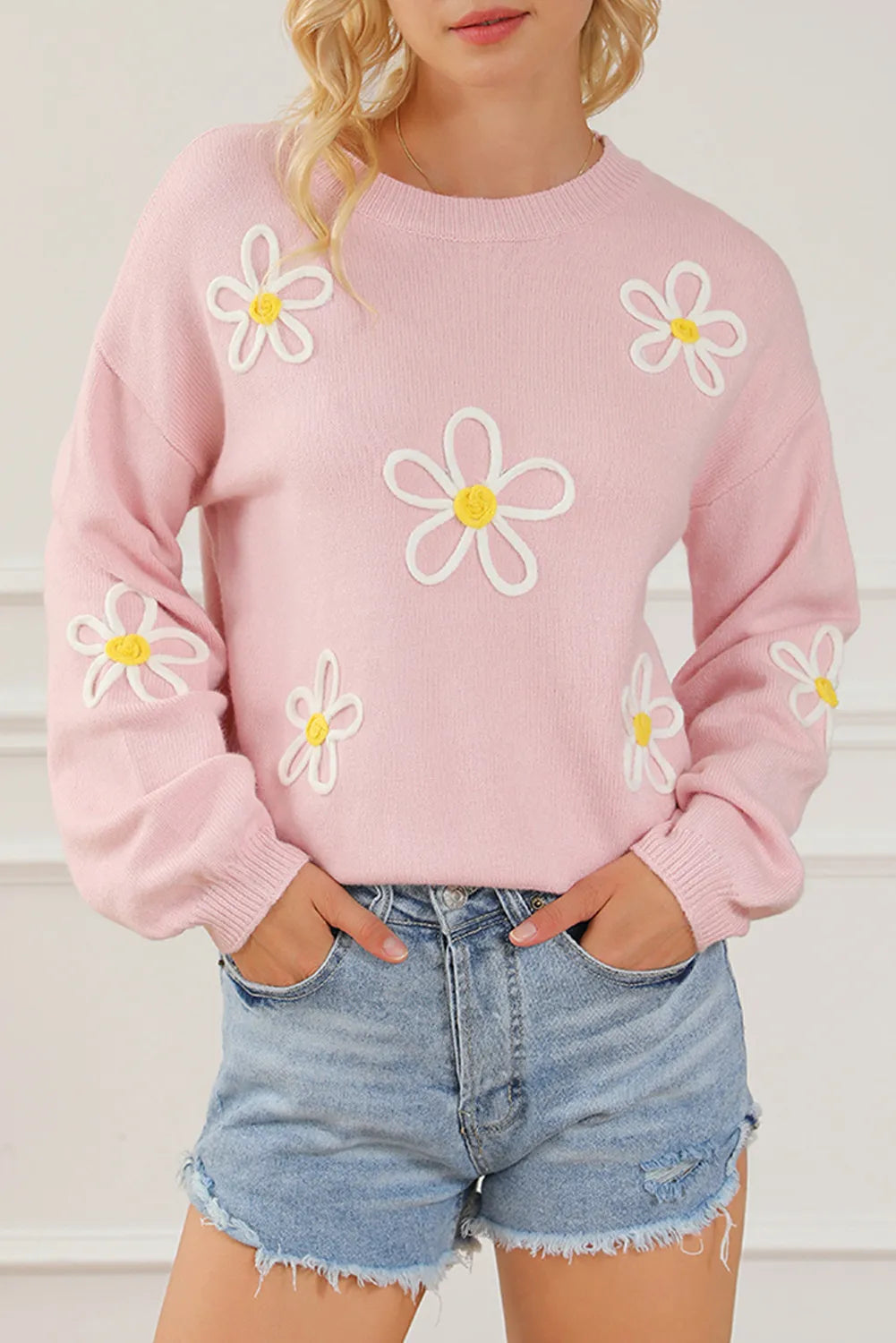 Teresa | Floral sweater with a crew neck and dropped shoulders