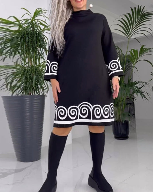 Ilona | Dress with wave print and long sleeves