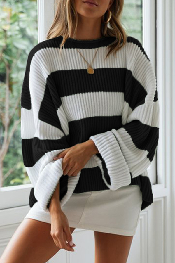 Josefina| Trendy and elegant winter clothing item