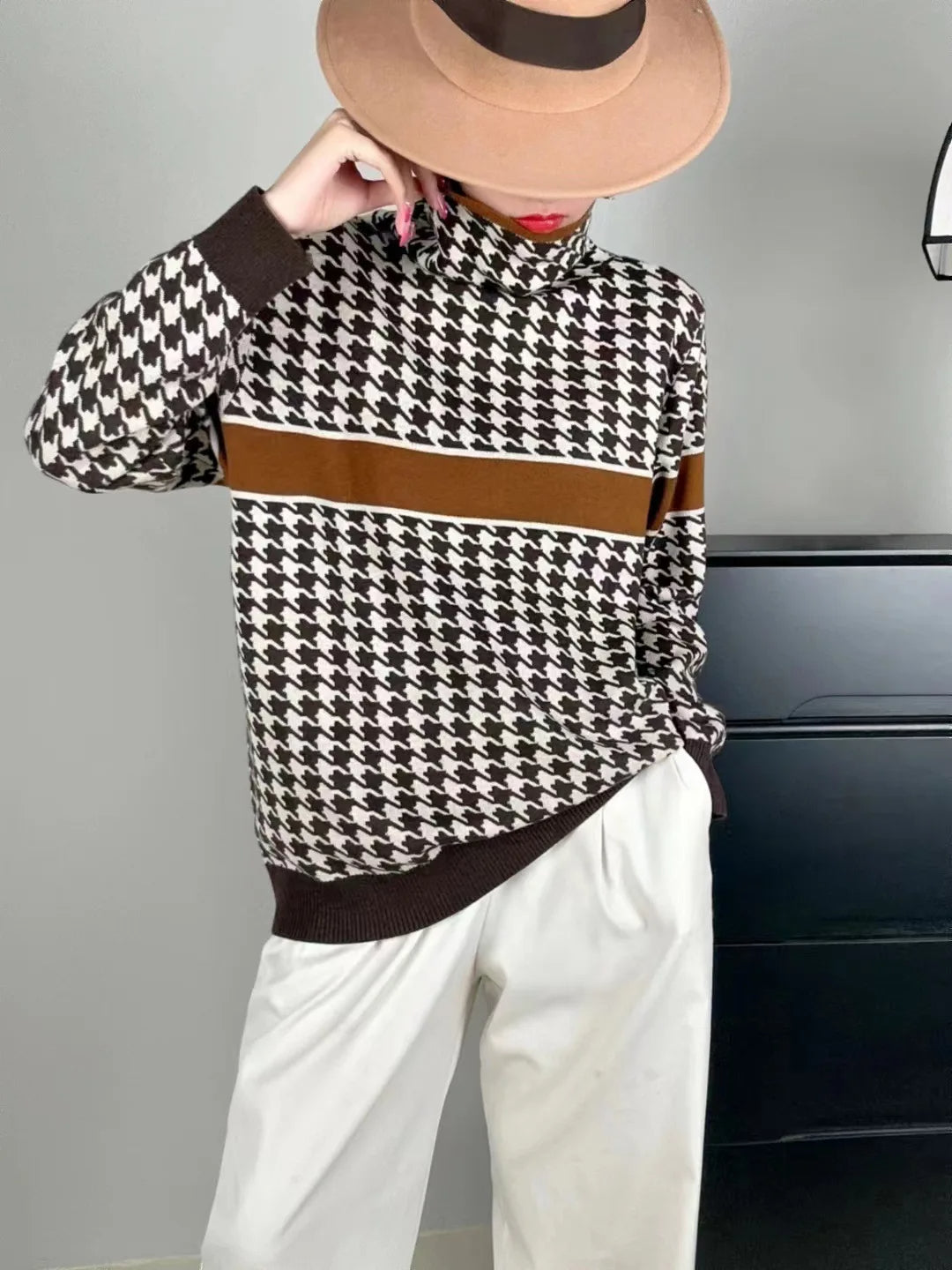 Mara | Elegant turtleneck sweater
