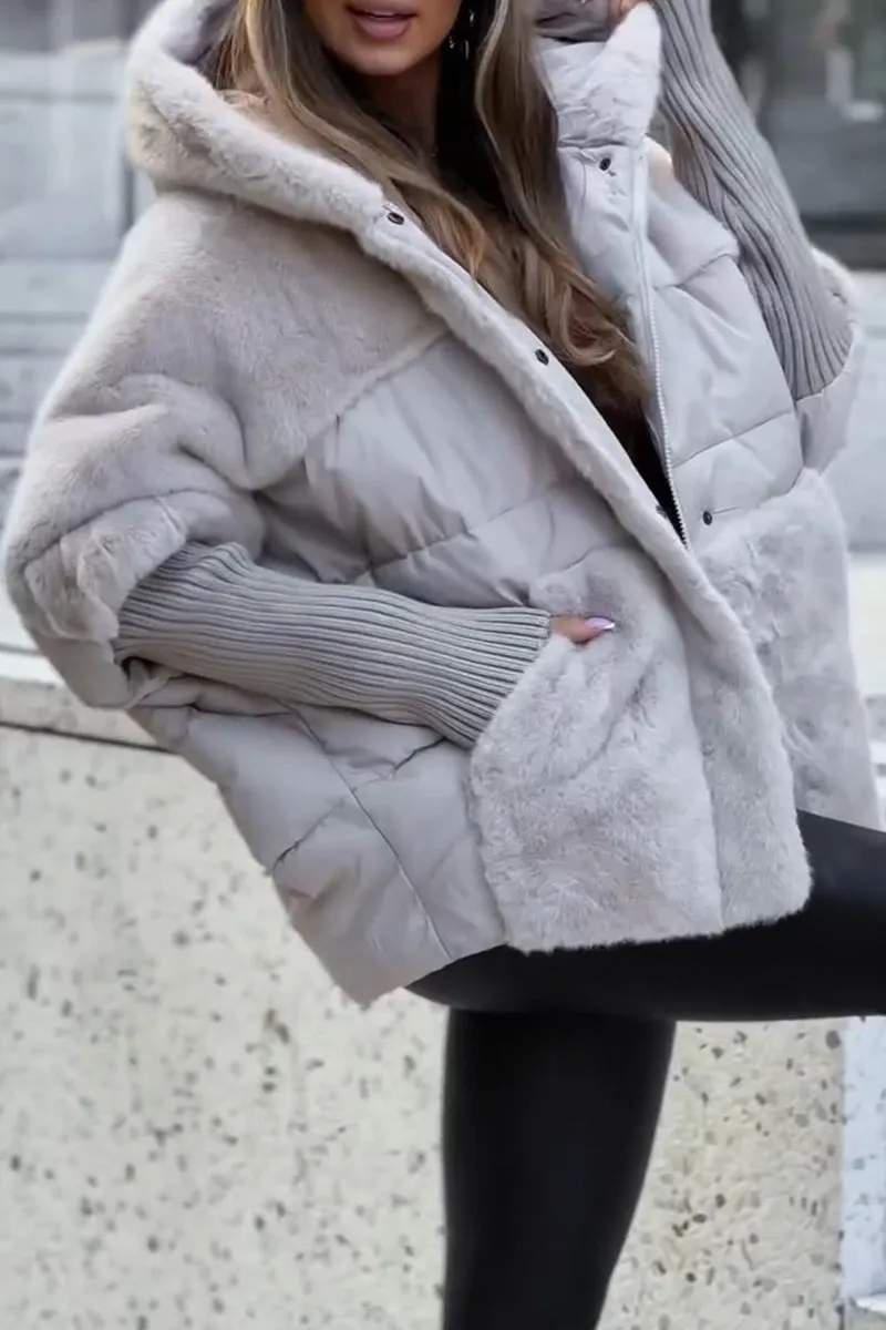 Gilda | Hooded bomber jacket for women.