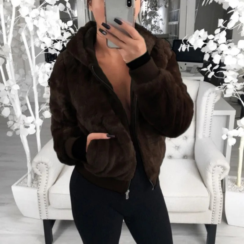 Eva | Classic and elegant winter garment
