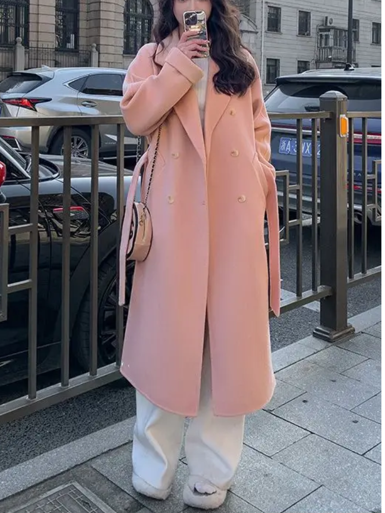 Liliana | Elegant and versatile winter garment