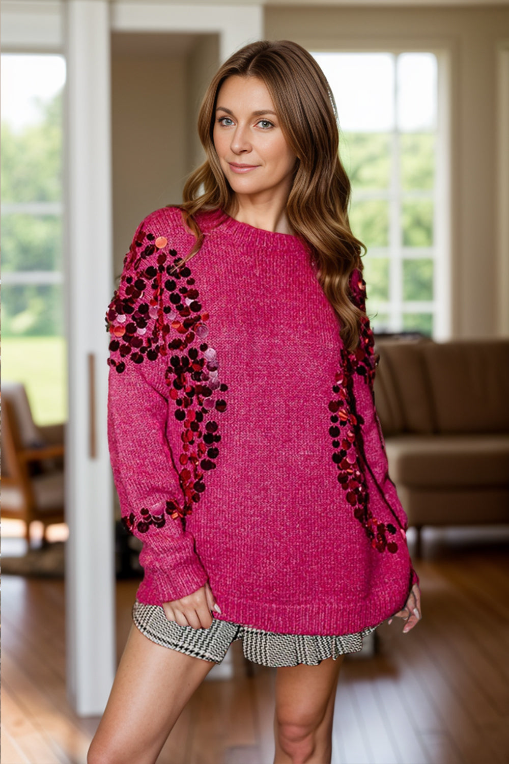 Nina | Long-sleeved sweater with sequins and a crew neck