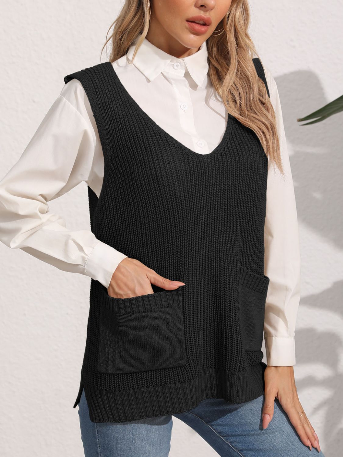 Johanna | Sweater vest with pockets and V-neck