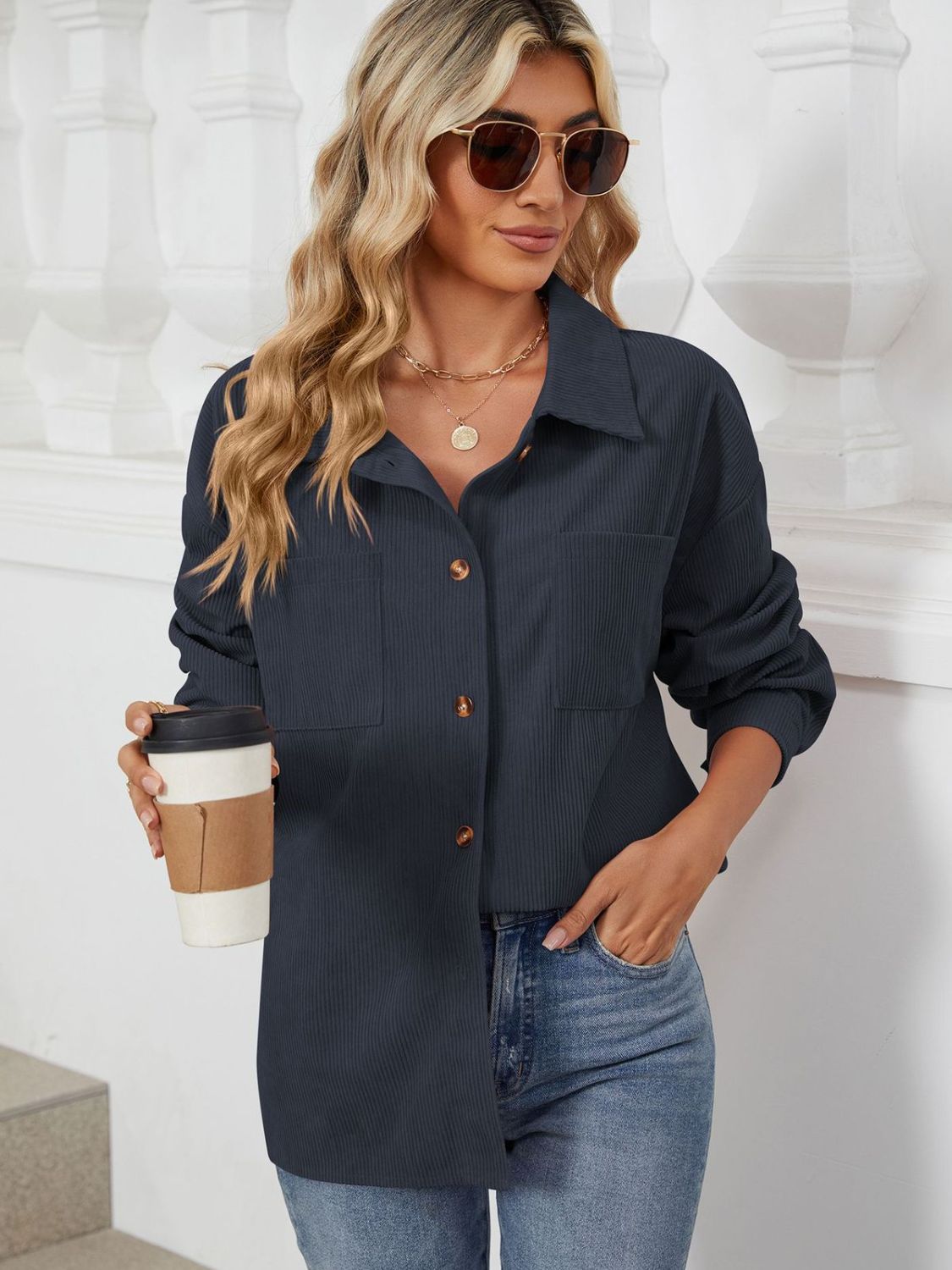 Ines | Long-sleeved outerwear with a button placket and dropped shoulders