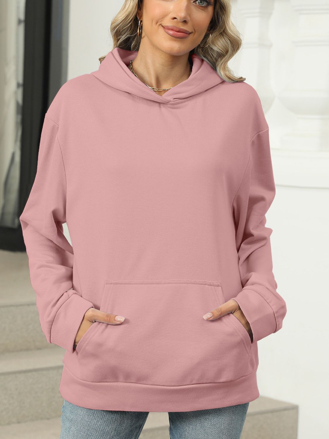 Dagmar | Hoodie with pockets and long sleeves