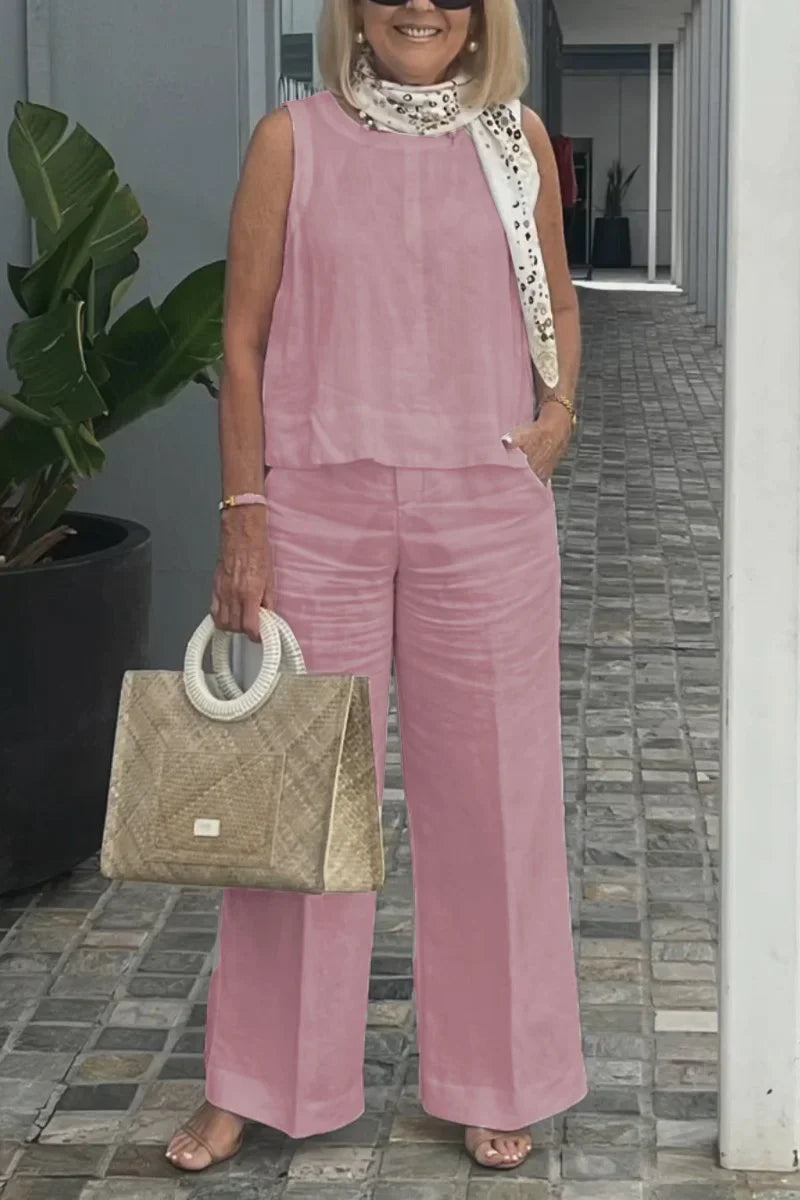 Gloria® | Elegant Sleeveless Outfit