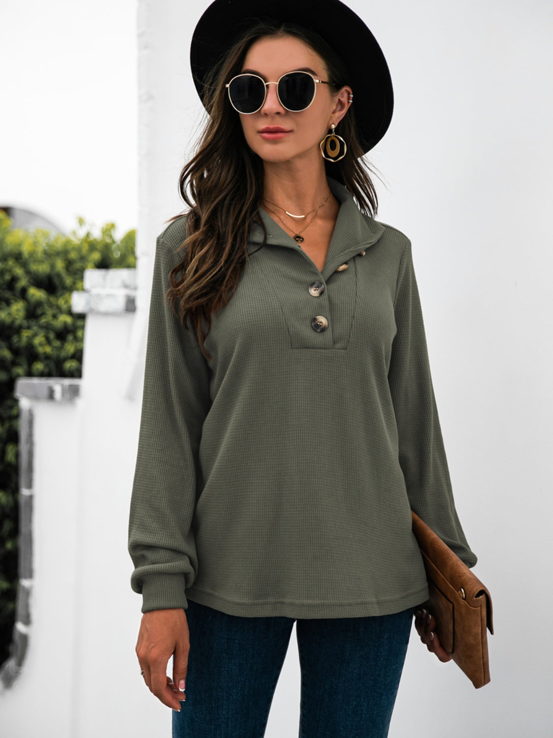 Renee | Half button t-shirt with long sleeves