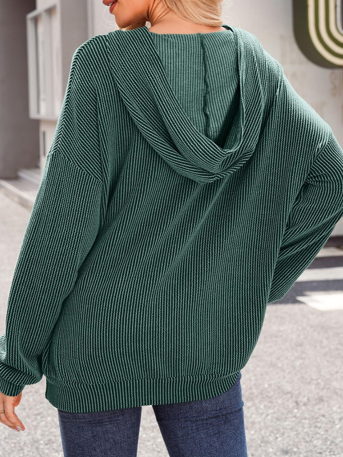Nina | Double Take structured hoodie with kangaroo pocket and long sleeves