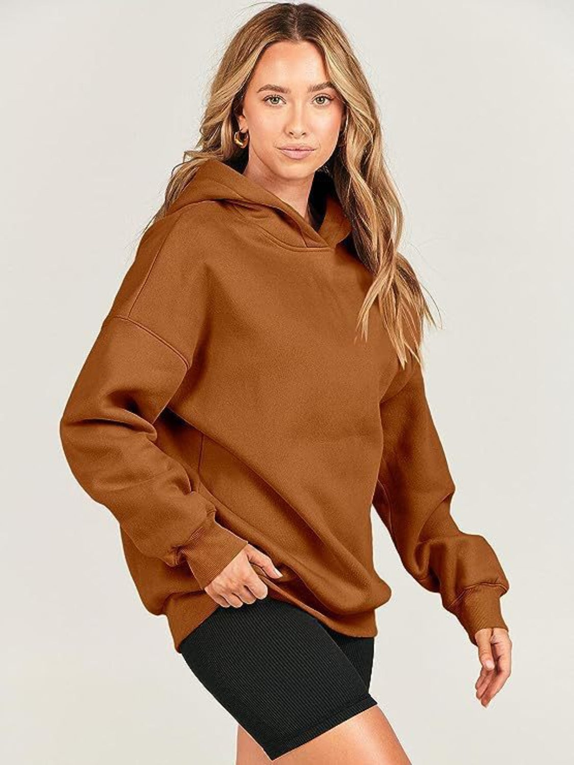 Monica | Long-sleeved hoodie with dropped shoulders
