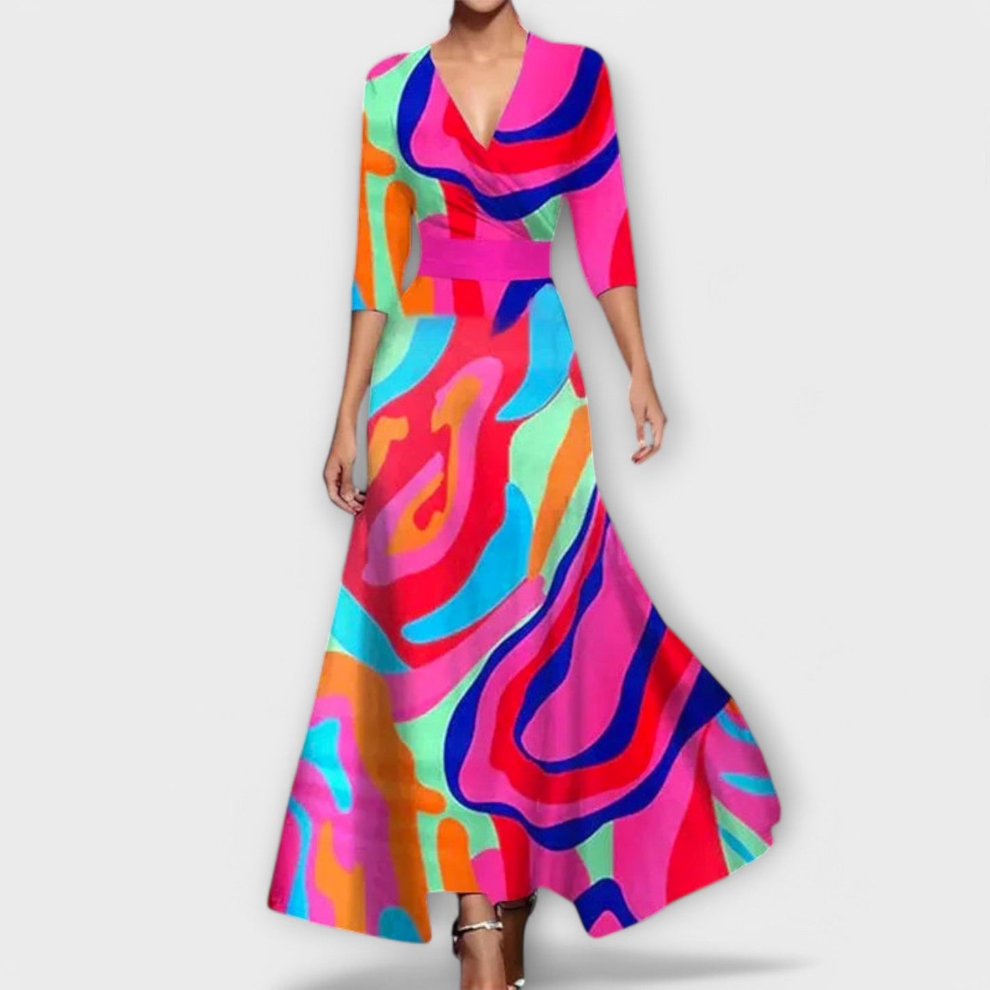 Regina® | Elegant cocktail dress with designer sleeves