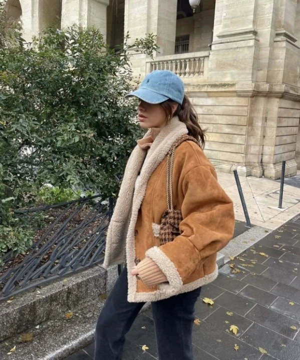 Paloma | Warm women's jacket with cuffs
