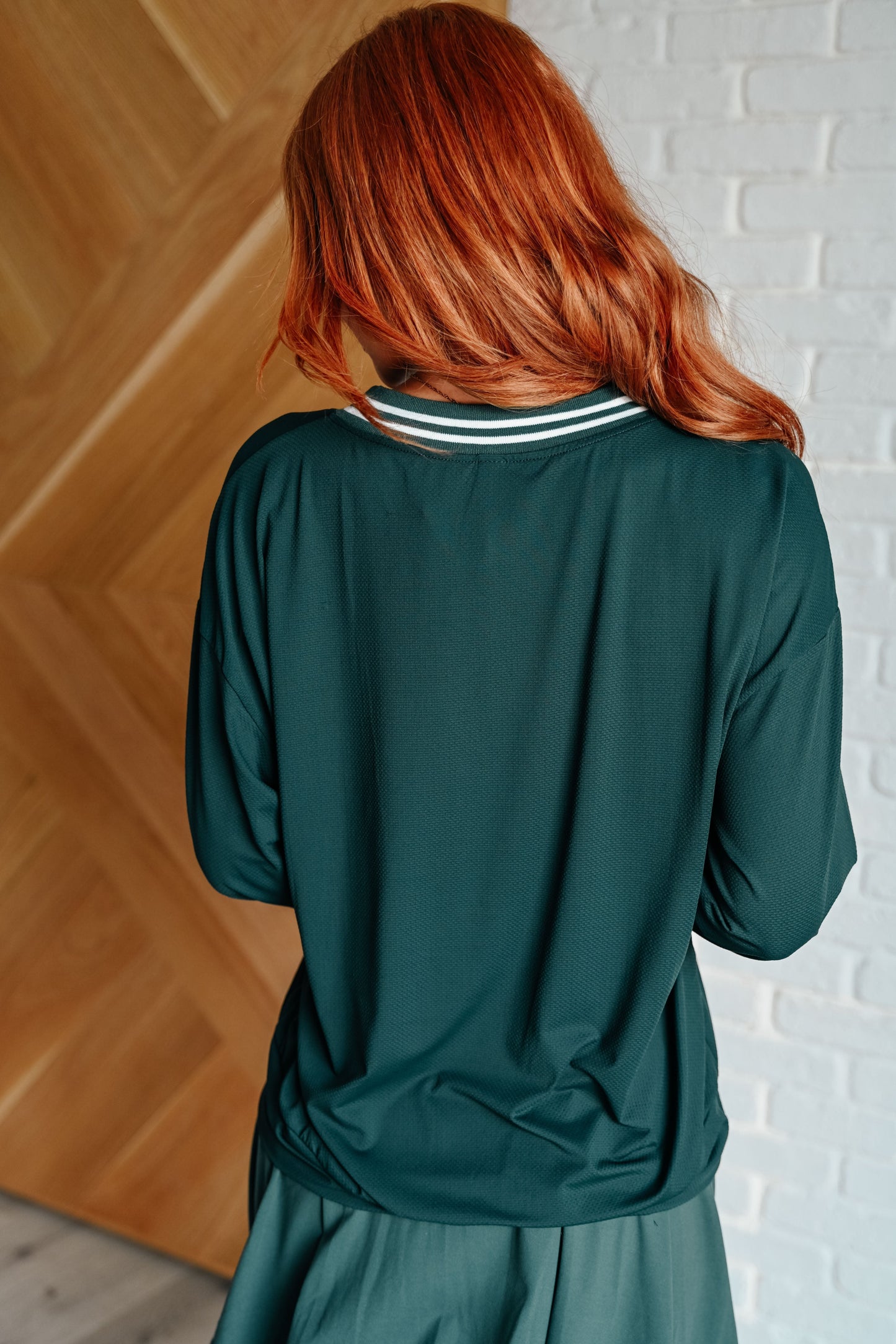 Daria | All Out Comfort V-neck sweater in midnight green