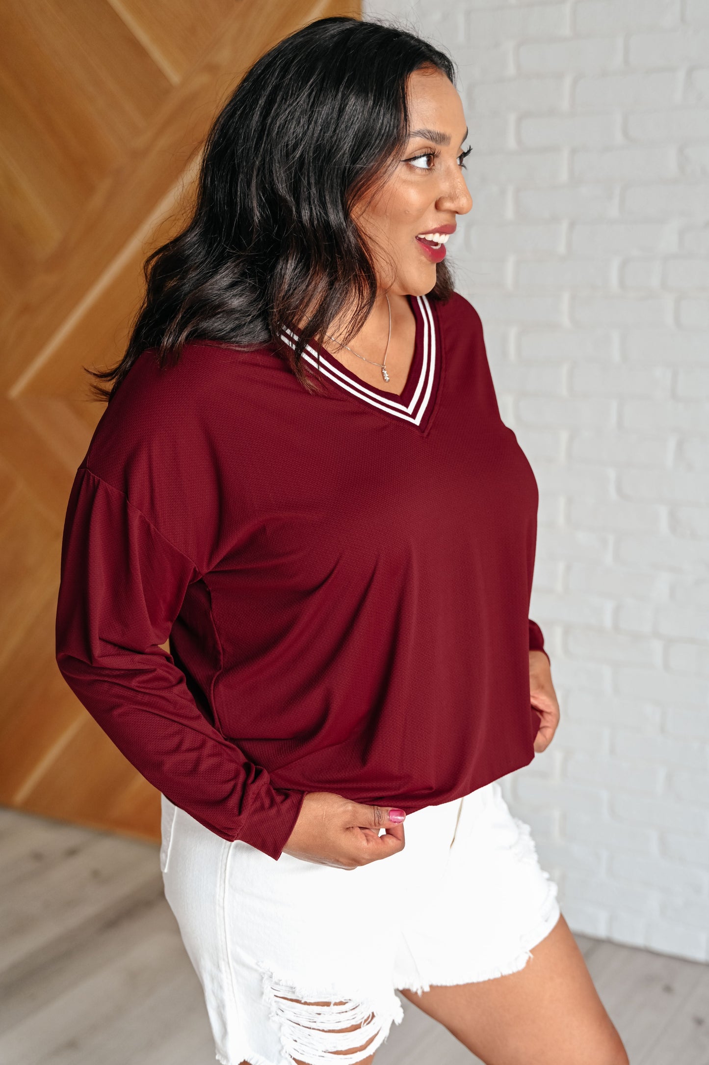 Bruna | All Out Comfort V-neck sweater in Red Merlot