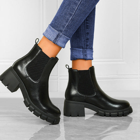 Lourdes | Supportive orthopedic boots