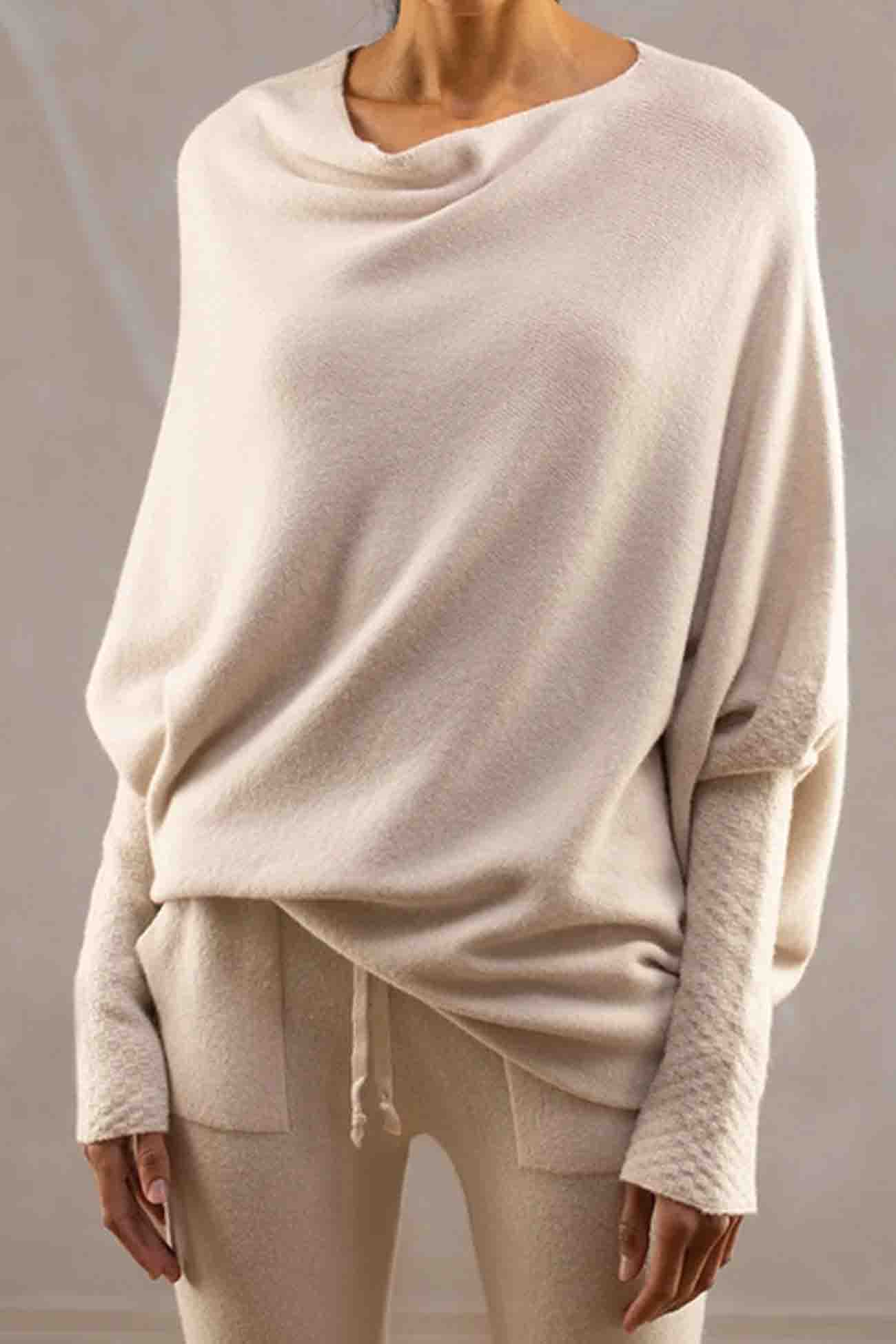 Paulina | Solid long-sleeved shirt with a crew neck