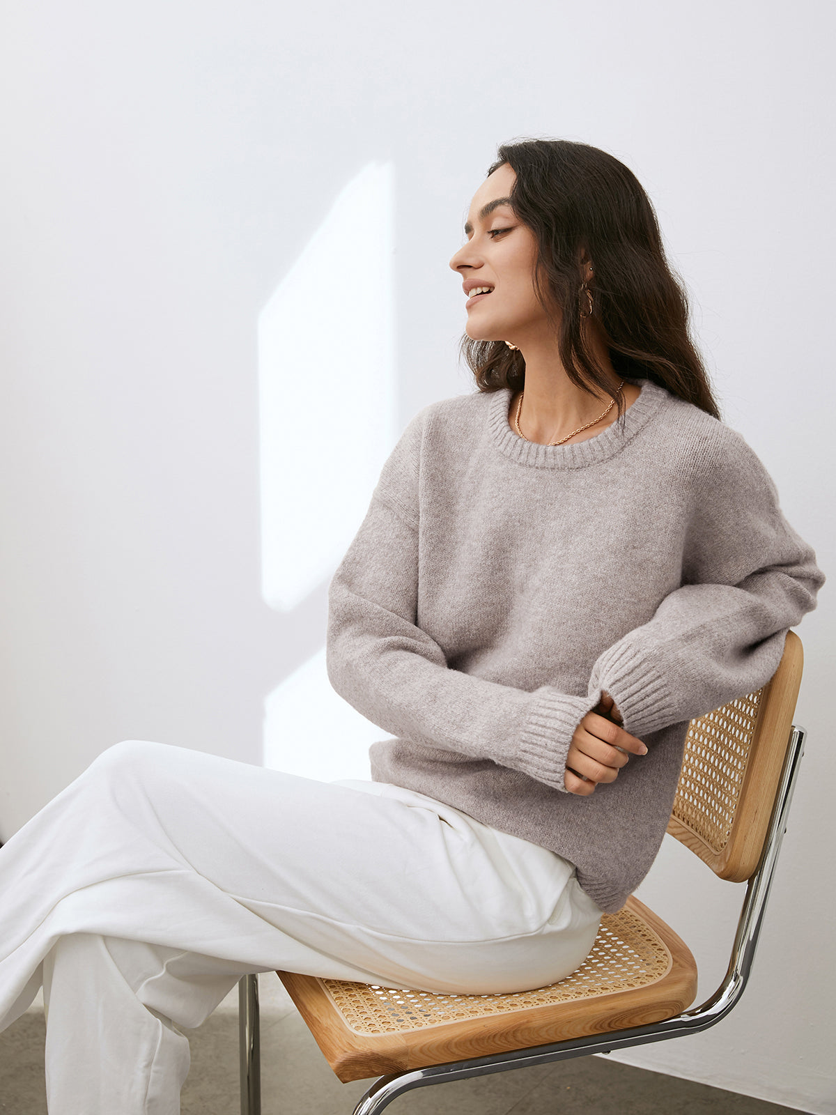 Janeth | STYLISH LIGHTWEIGHT SWEATER