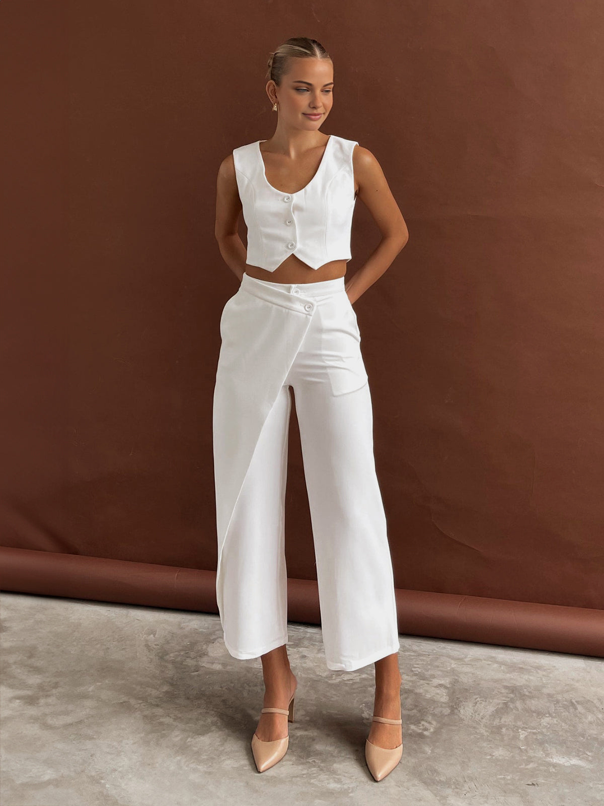 Sidney® | Elegant Trouser Set With An Asymmetrical Cut